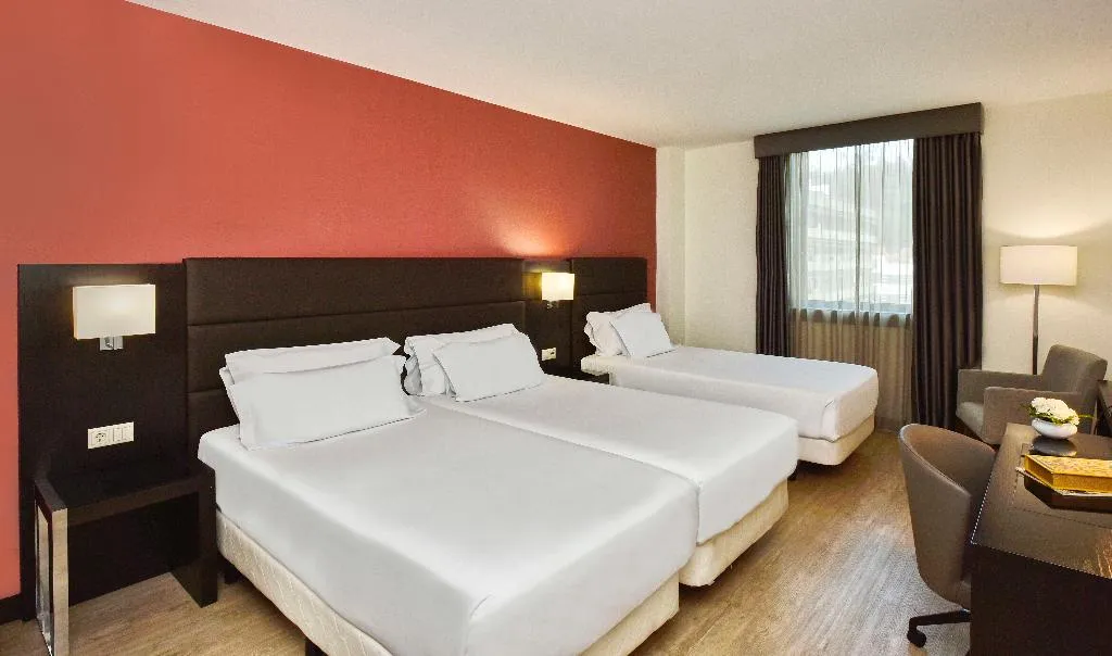 TRIPLE STANDARD Room, NH Coimbra Dona Inês, Porto