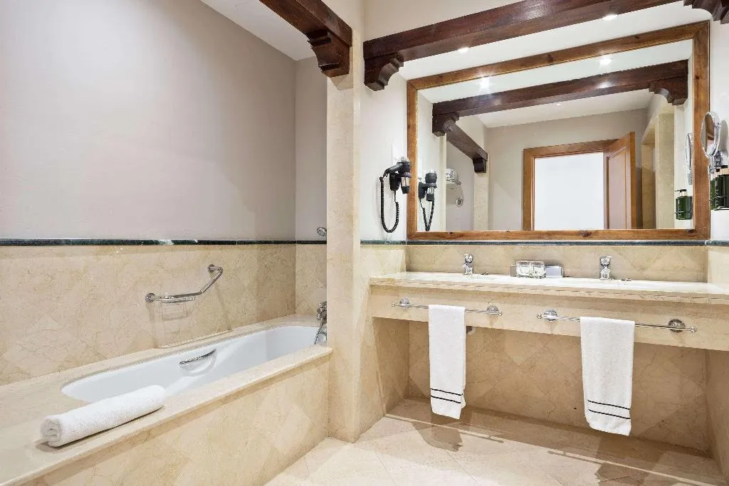 DOUBLE PREMIUM Room, Melia Villaitana, Costa Blanca