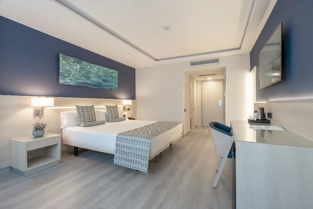 Double or Twin STANDARD Room, Calipolis, Costa Brava