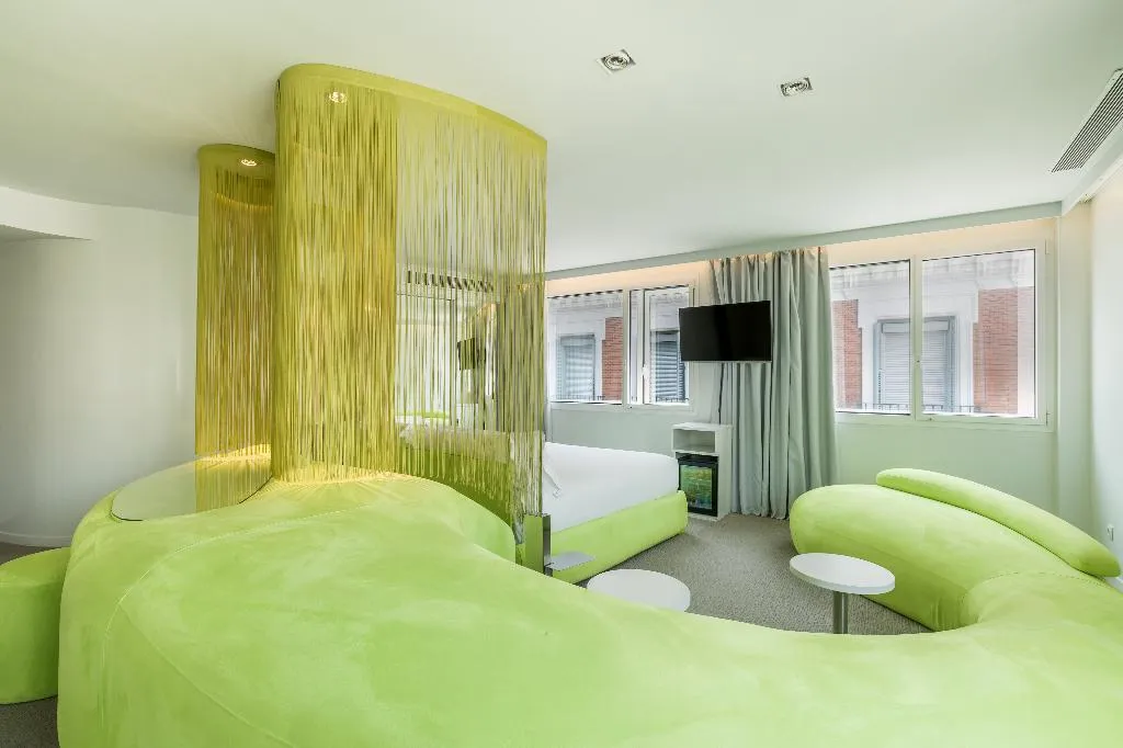 JUNIOR SUITE CAPACITY 1 Room, Room Mate Oscar, Madrid, Madrid