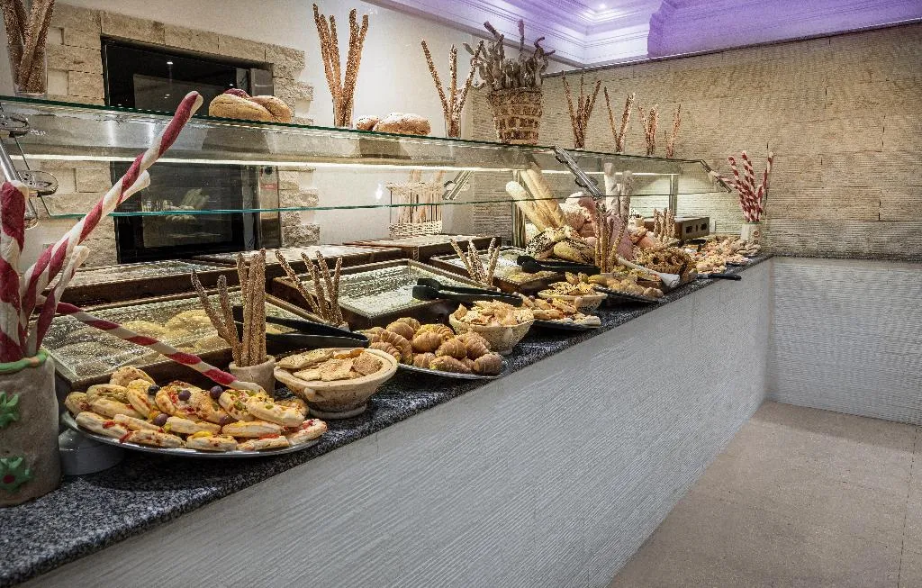 Restaurant, Pyramisa Beach Resort Sahl Hasheesh, Red Sea Riviera