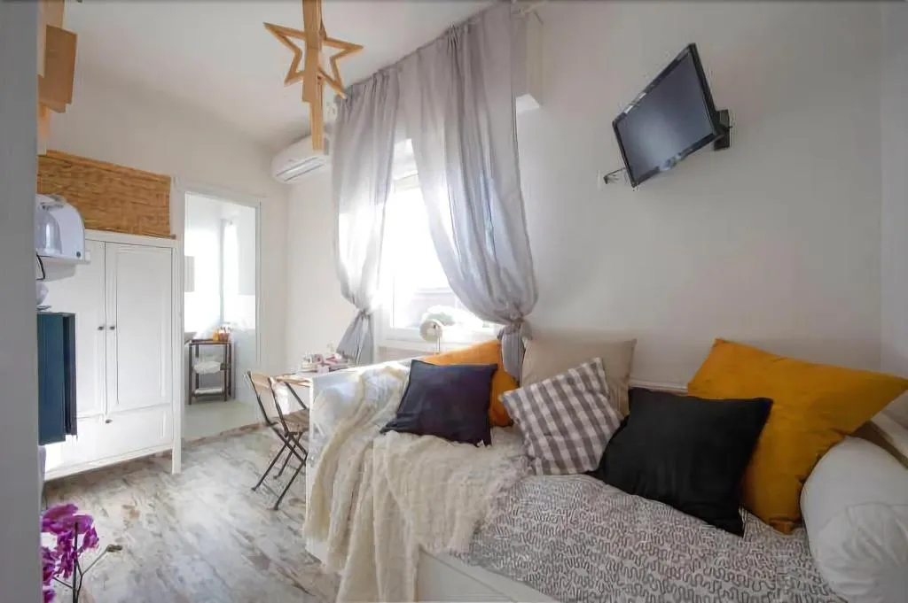 Room, Letto E Latte, Naples
