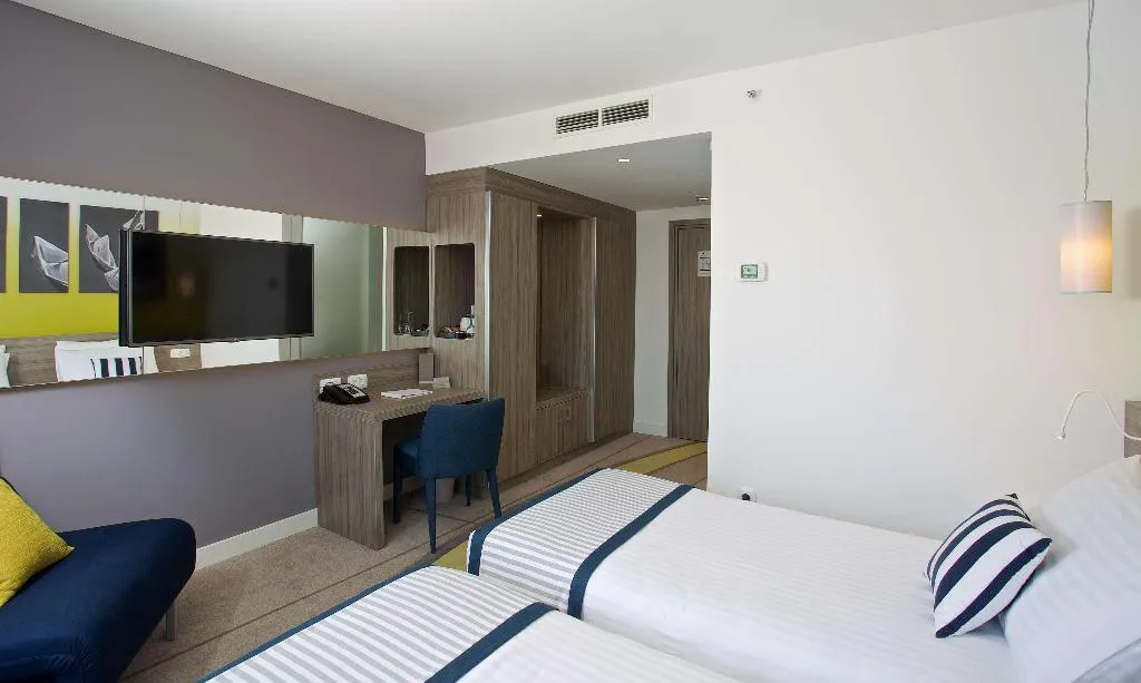 Room, Park Plaza Arena Pula, Istria