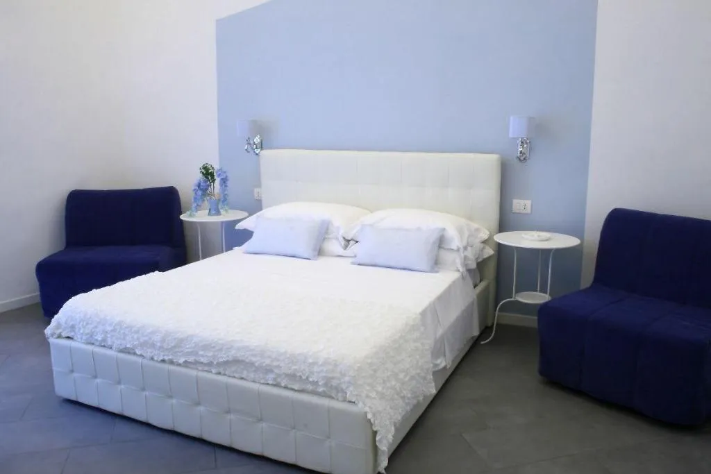 Room, Sotto Le Stelle Ai Decumani, Naples