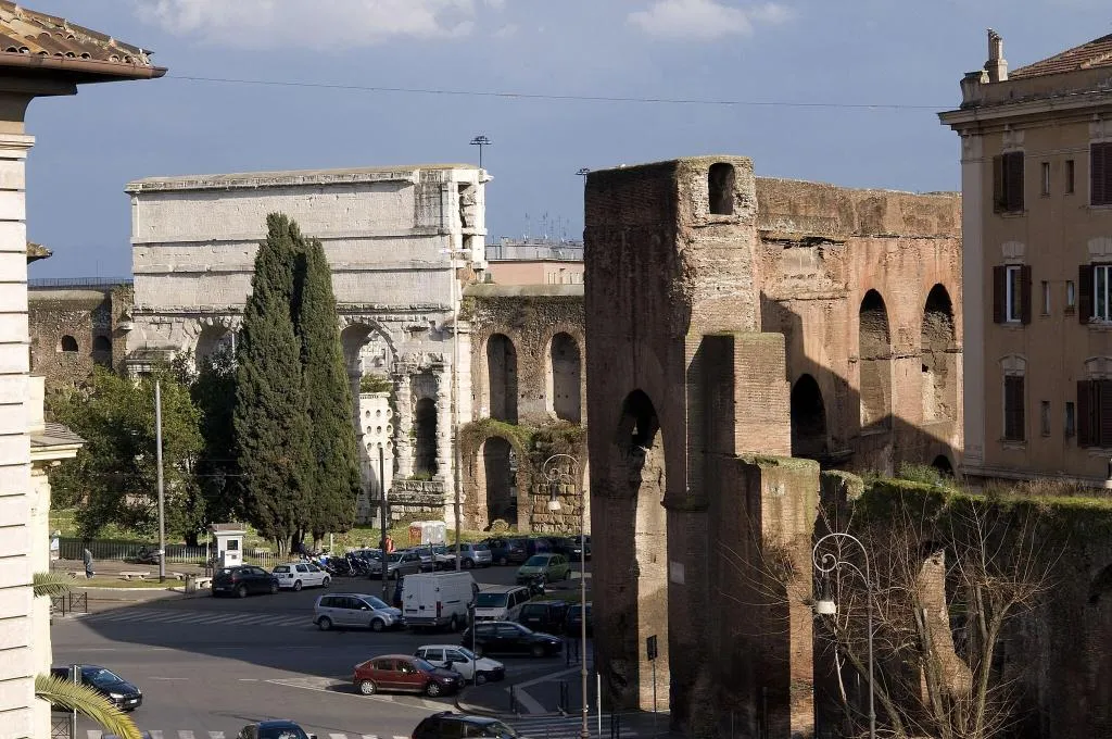 General view, Emona Aquaeductus, Naples