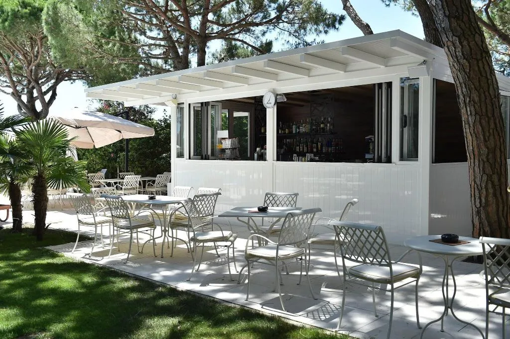 Bar, Maracaibo, Venice