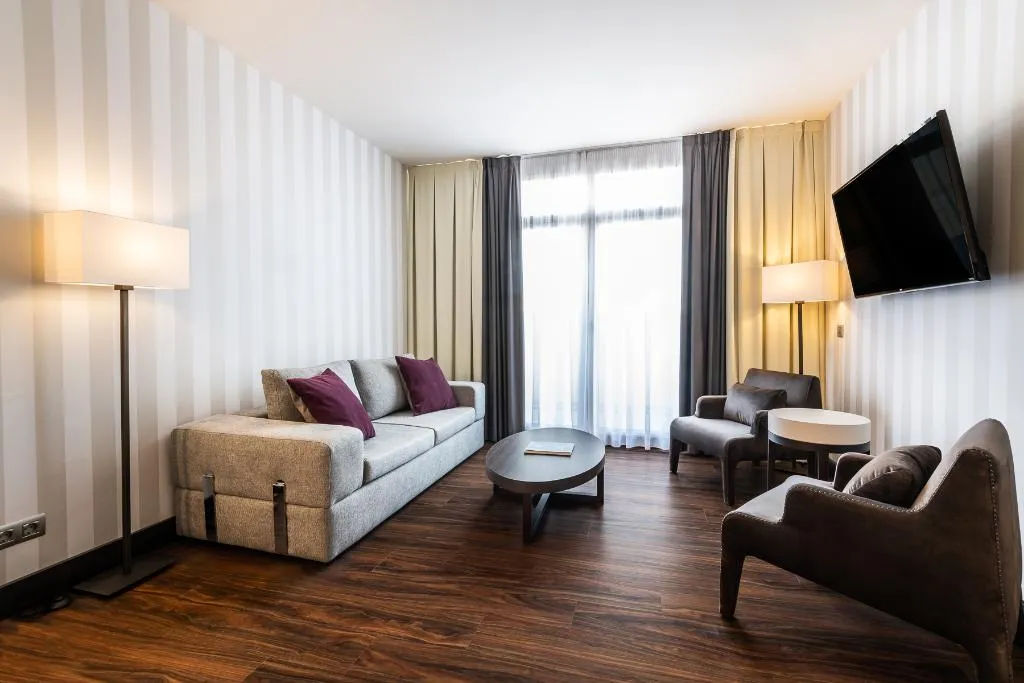 JUNIOR SUITE STANDARD Room, Intelier Palacio de San Martín, Madrid