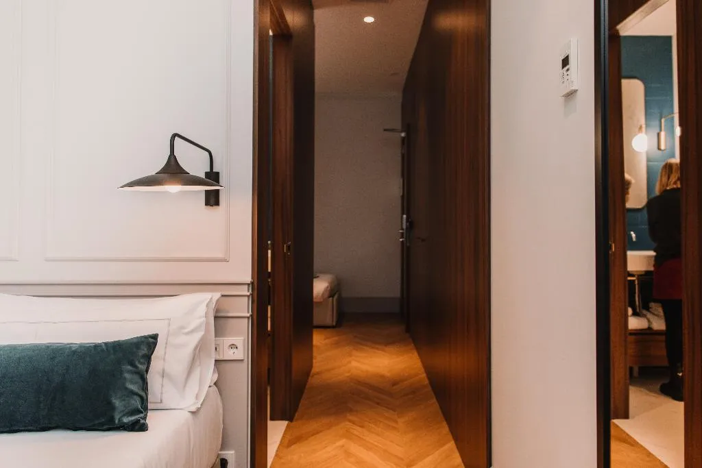 TRIPLE STANDARD Room, Room Mate Collection Helen Berger, Valencia