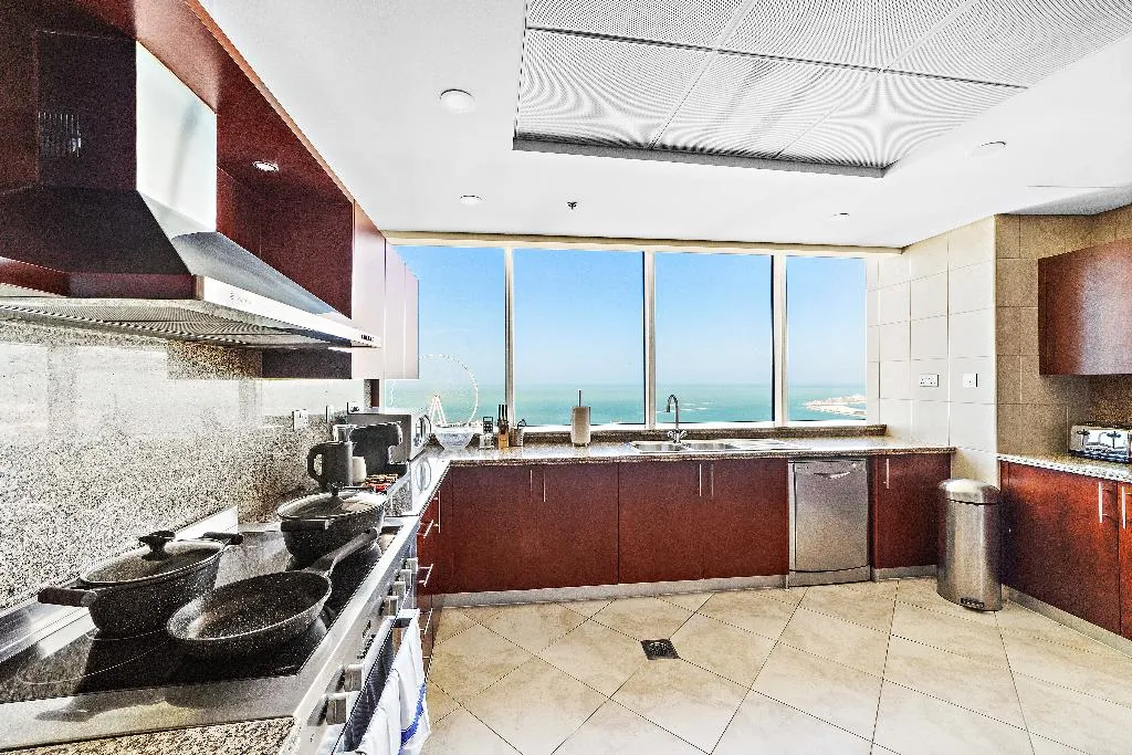 APARTMENT FOUR BEDROOMS Room, Blue Beach Tower The Walk JBR Dubai (ex JA Oasis), Dubai