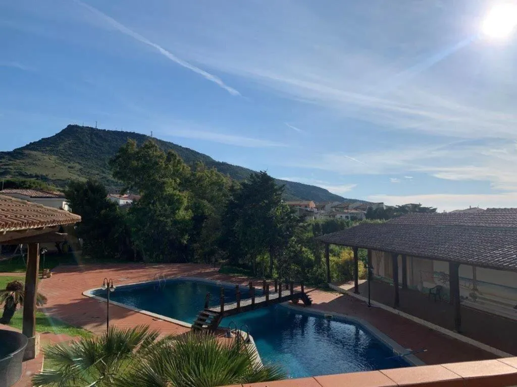 Pool, La Ciaccia Hotel, Alghero
