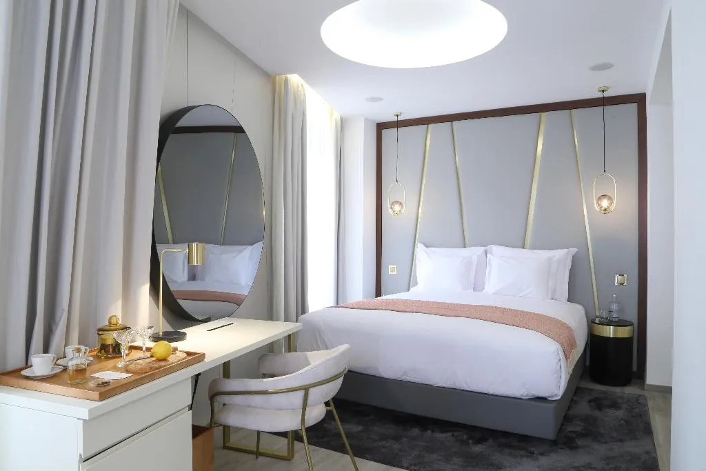 DOUBLE DELUXE Room, Vincci Alfama, Lisbon