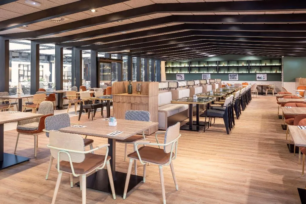 Restaurant, Melia Avenida America, Madrid