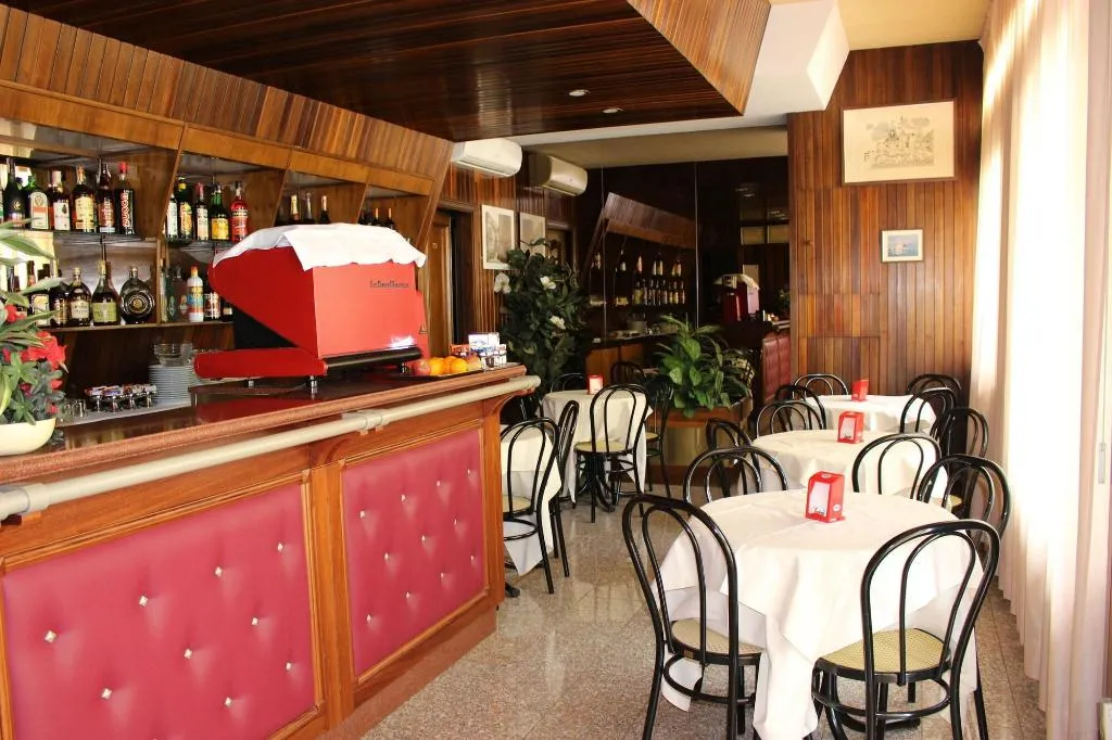 Bar, Pinolo, Umbria