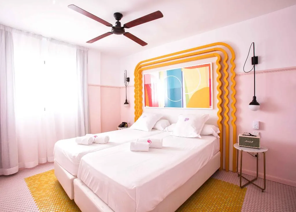 SUITE CAPACITY 4 Room, Paradiso Art Hotel, Ibiza
