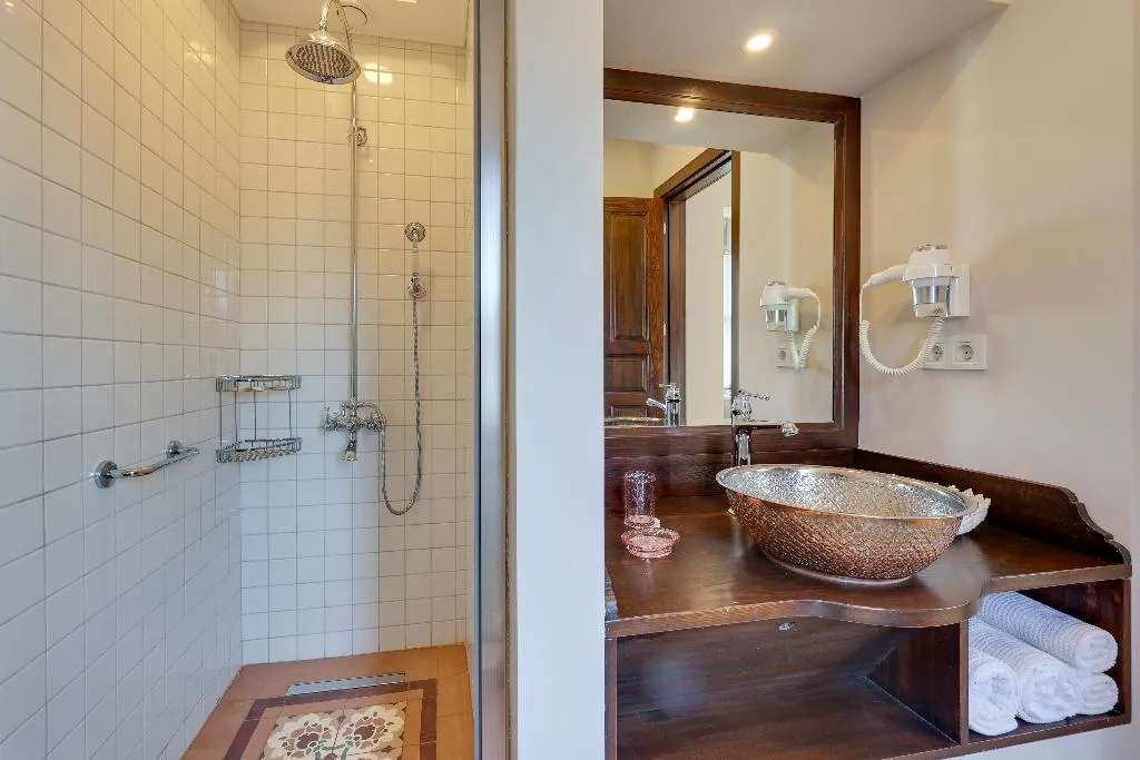 Double or Twin SUPERIOR WITH BALCONY Room, Akanthus Hotel Ephesus, Izmir