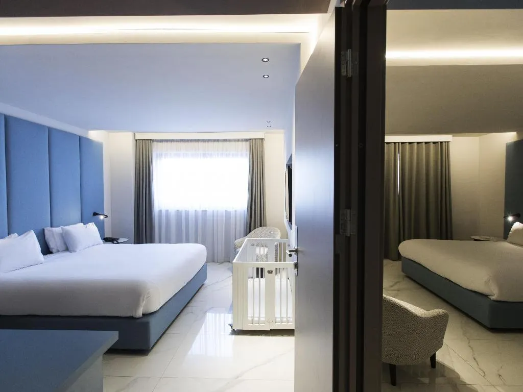 SUITE STANDARD Room, Mercure St. Julian's Malta, Malta