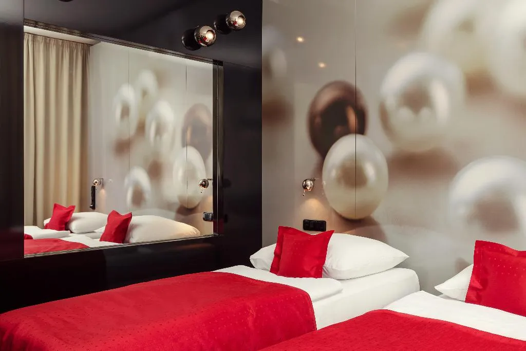 Double or Twin STANDARD Room, Perla Hotel Prague, Prague