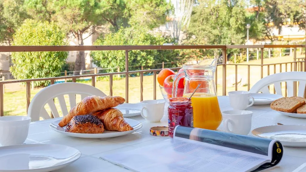APARTMENT CAPACITY 5 TWO BEDROOMS Room, Royal S´Alguer Apartamentos, Costa Brava