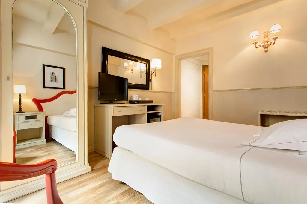 Room CLASSIC Room, Grand Hotel Cavour, Florence