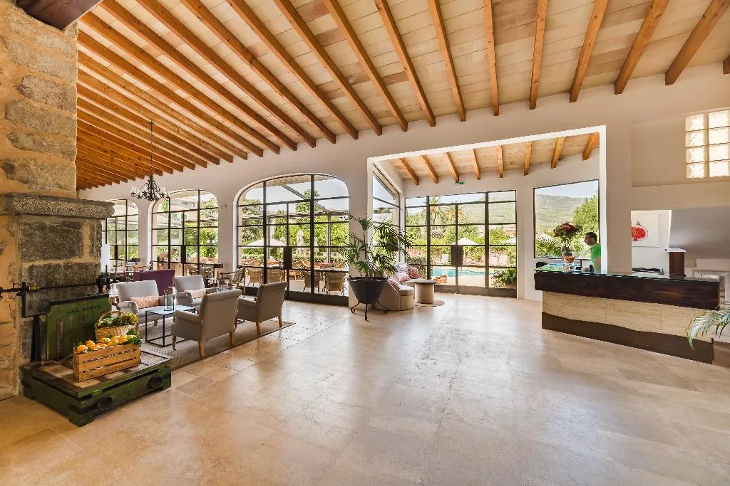 Lobby, Ca'l Bisbe, Majorca