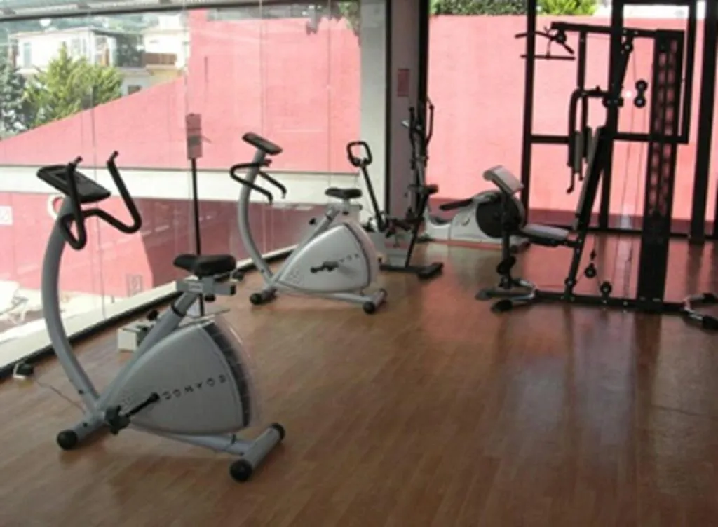 Sports and Entertainment, Hotel Balneario Broquetas, Barcelona
