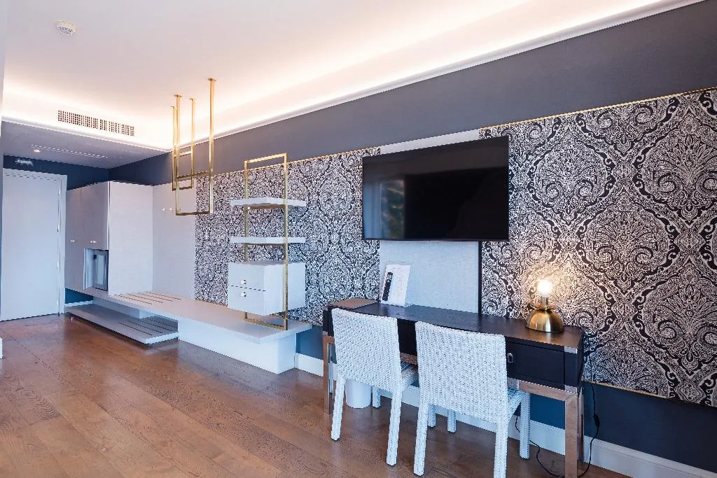 JUNIOR SUITE WITH VIEWS Room, Hotel Borgo Le Terrazze, Milan