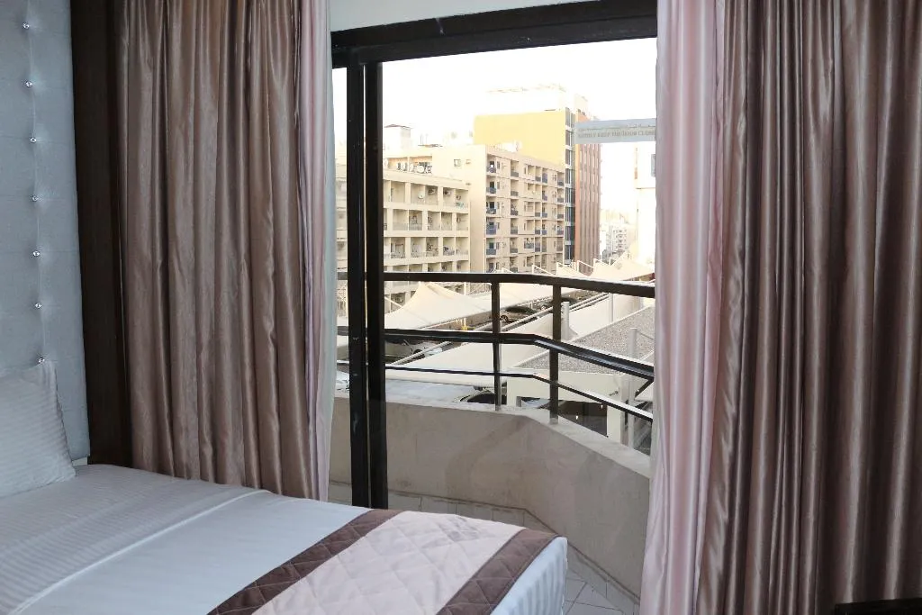 FAMILY ROOM DELUXE WITH BALCONY Room, Al Khaleej Grand, Dubai