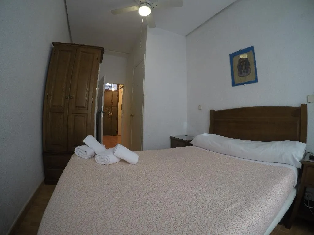 DOUBLE STANDARD Room, Hostal MYD Los Perales, Madrid