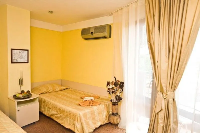 General view, Fotinov Guest House, Bourgas