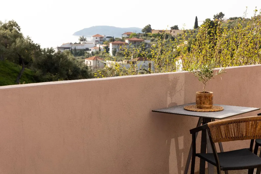 JUNIOR SUITE STANDARD Room, Avaton Suites & Villas, Skiathos
