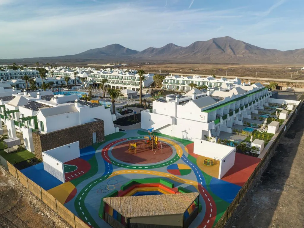 Sports and Entertainment, MYND Yaiza, Lanzarote