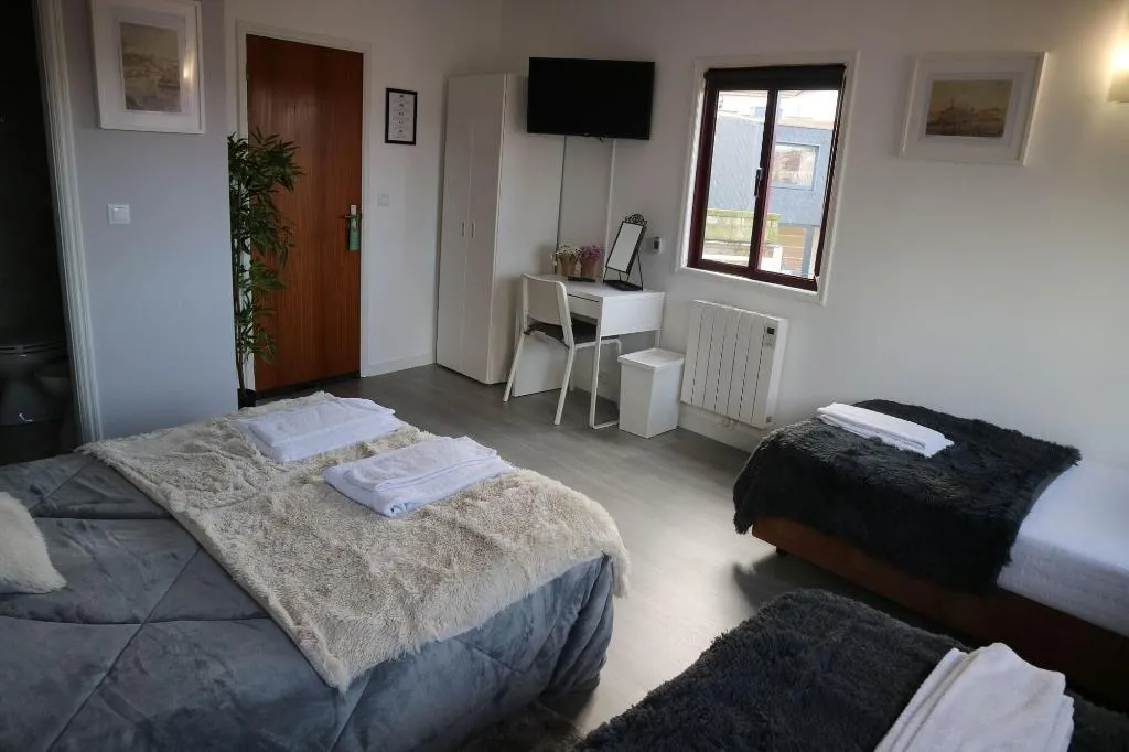 Room, Residencial Triunfo, Porto