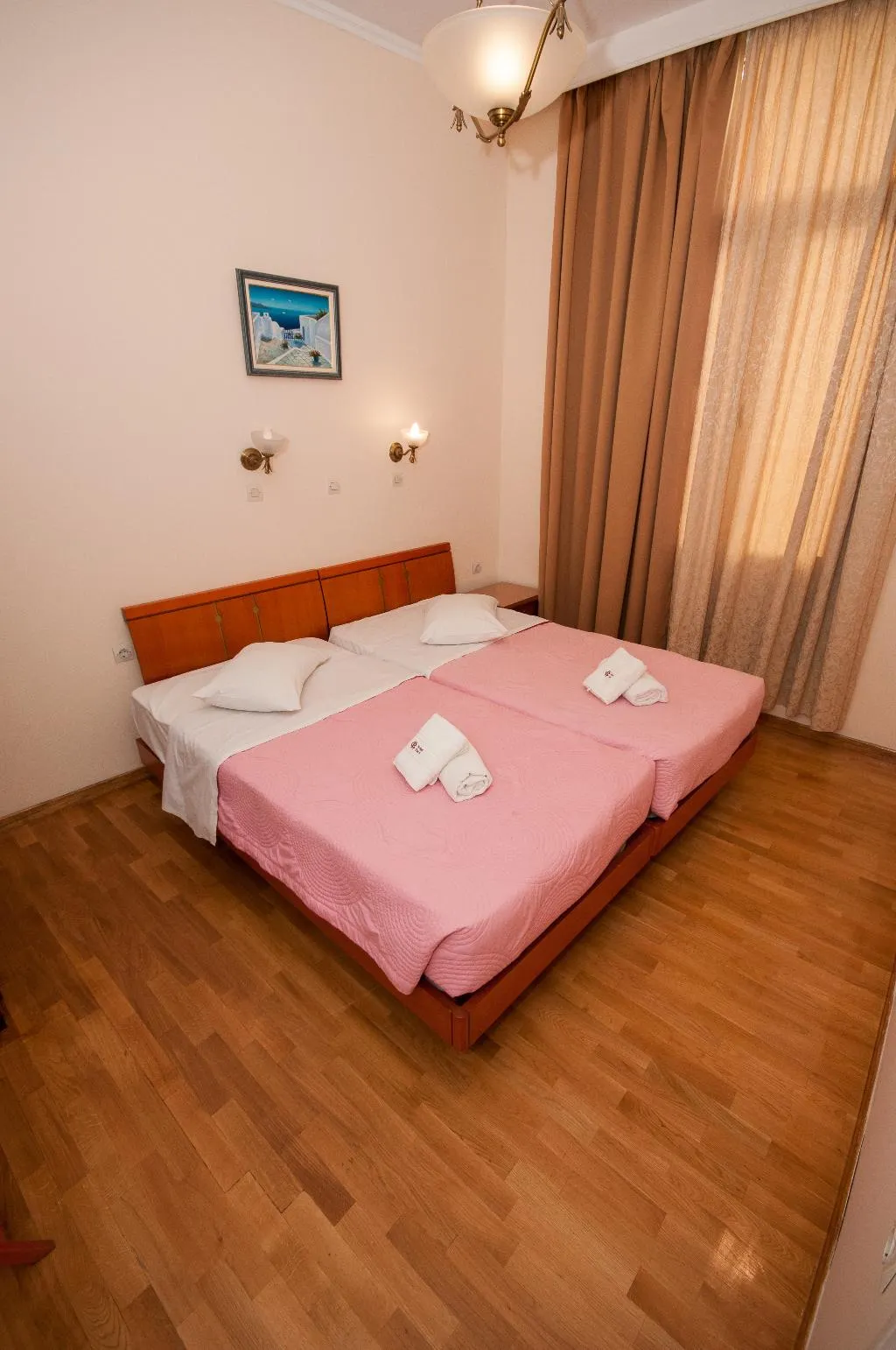 QUADRUPLE STANDARD Room, Cecil hotel, Athens