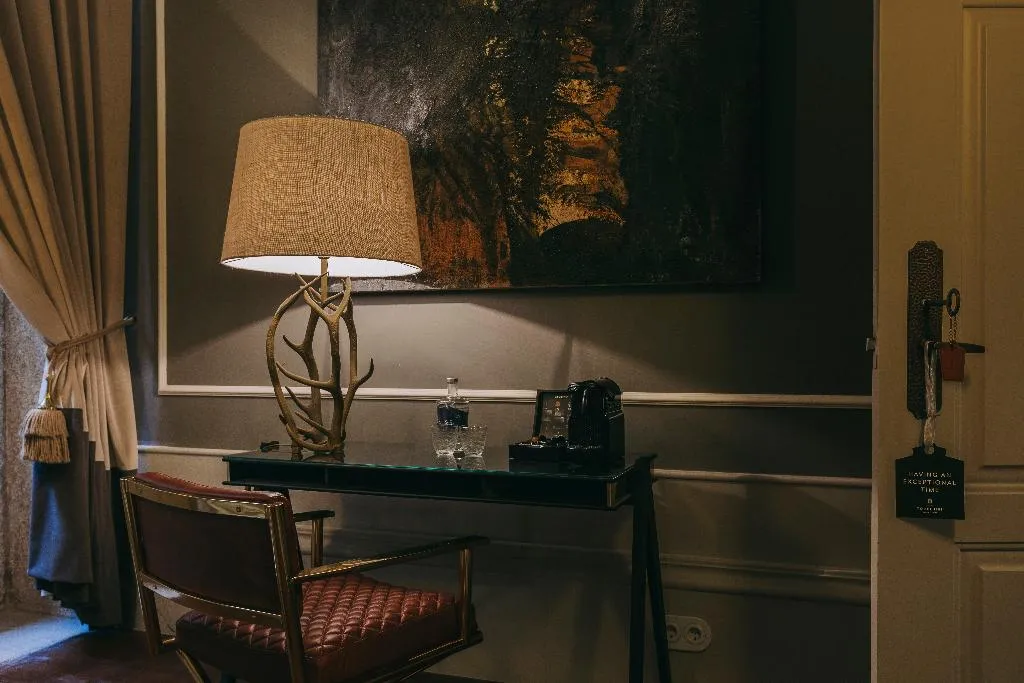 JUNIOR SUITE DELUXE Room, Torel 1884 Suites & Apartments, Porto