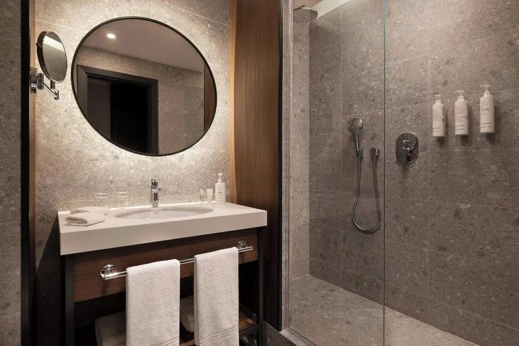 TWIN DELUXE Room, Marriott Hotel Milan, Milan