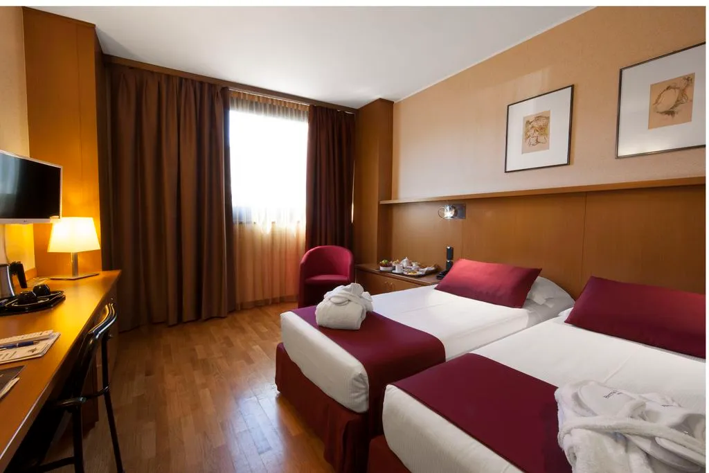 Room, Urban Hive Hotel, Milan