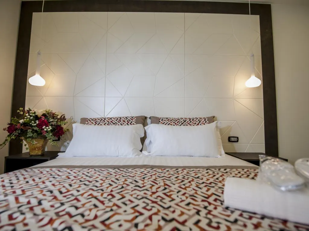 QUADRUPLE CLASSIC Room, Palazzo Firenze, Naples