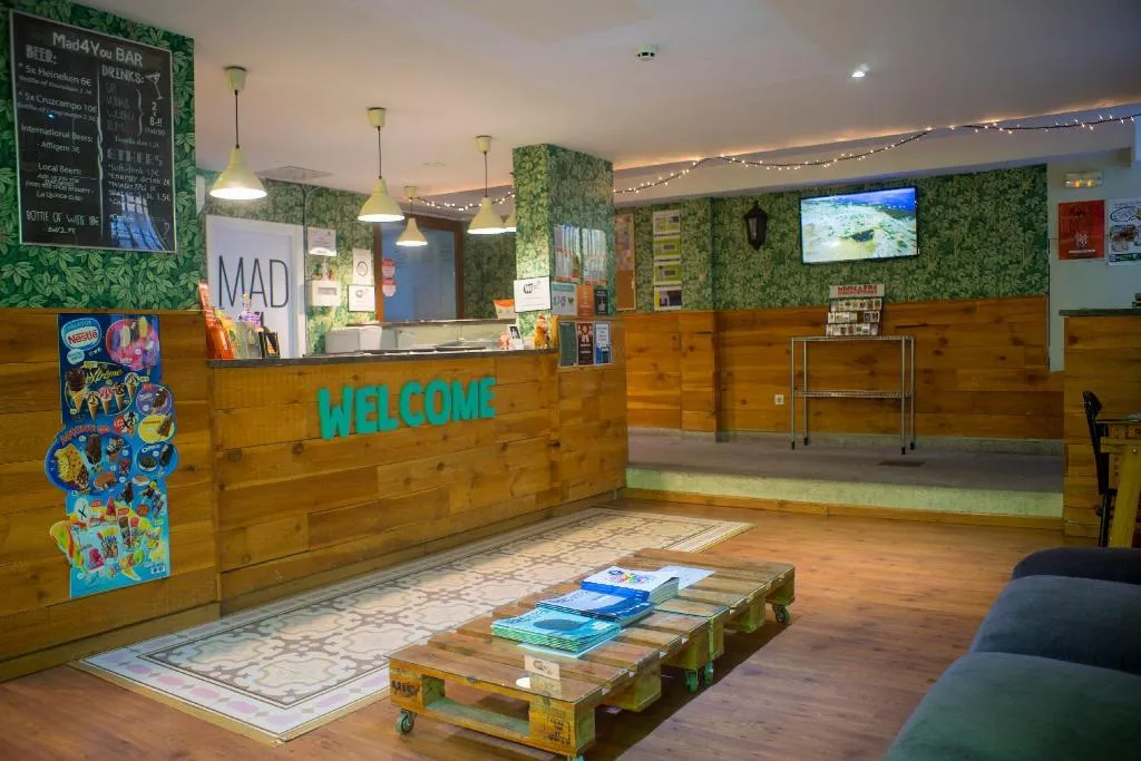 Lobby, The Living Roof Hostel, Madrid
