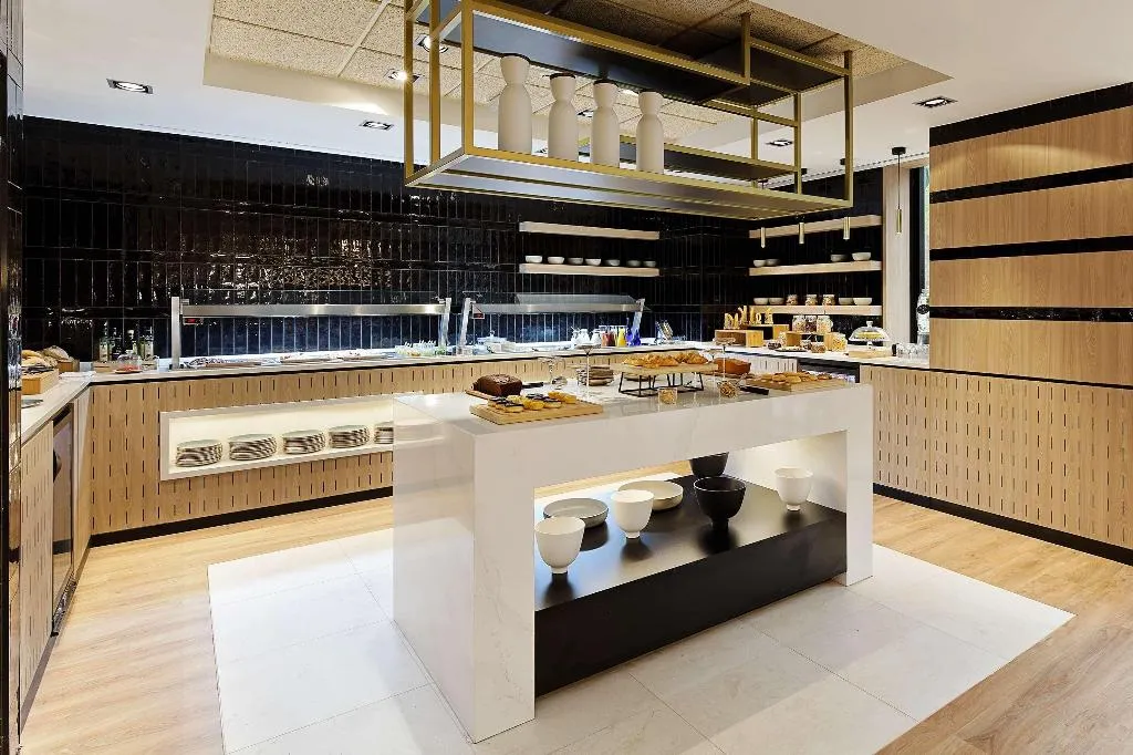 Bar, Melia Avenida America, Madrid