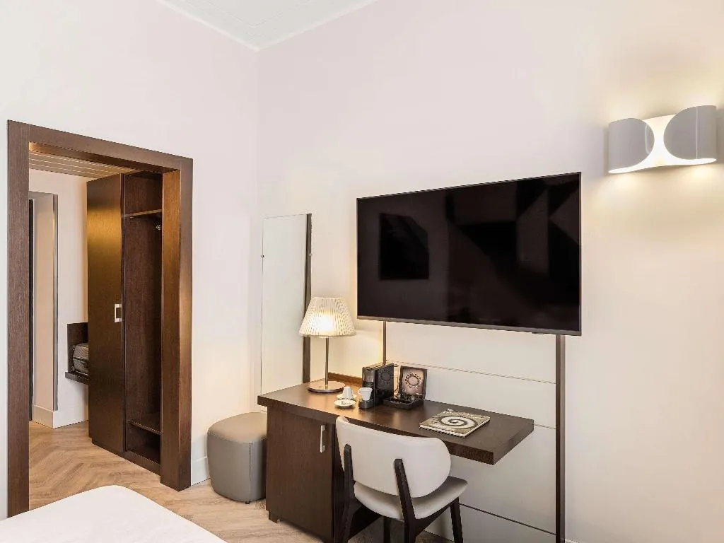 SINGLE CLASSIC Room, Mercure Napoli Centro Angioino, Naples