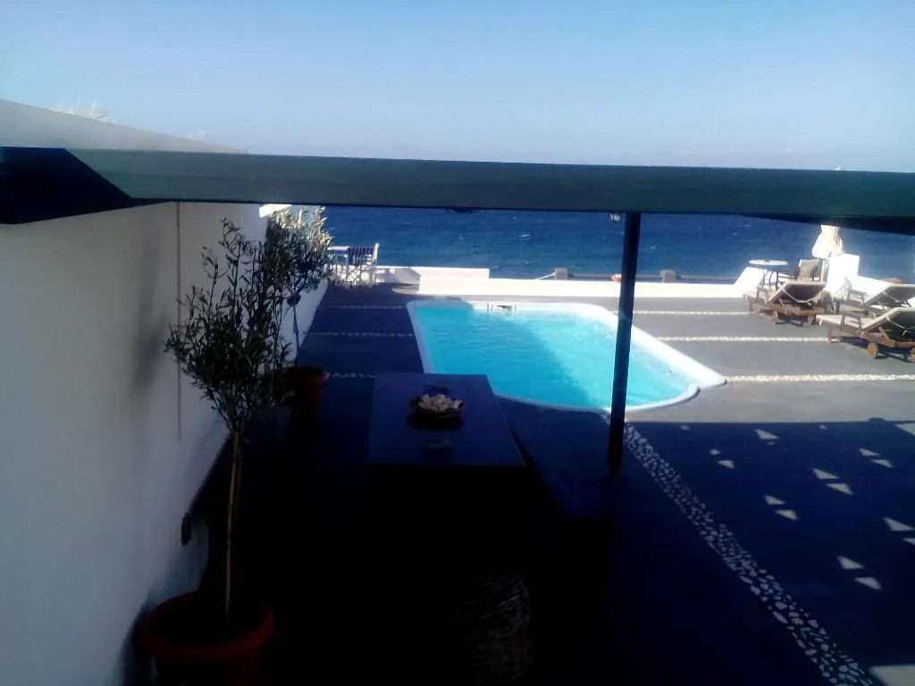 General view, Vrachia Studios & Apartments, Santorini