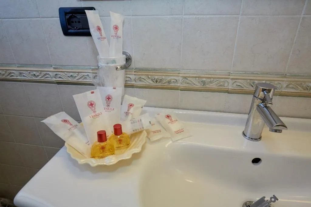 DOUBLE DELUXE Room, Riviera dei Dogi, Venice