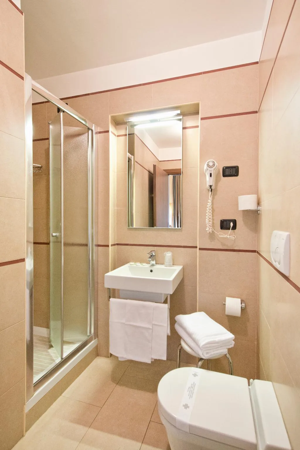 QUADRUPLE STANDARD Room, Marco Polo, Rome