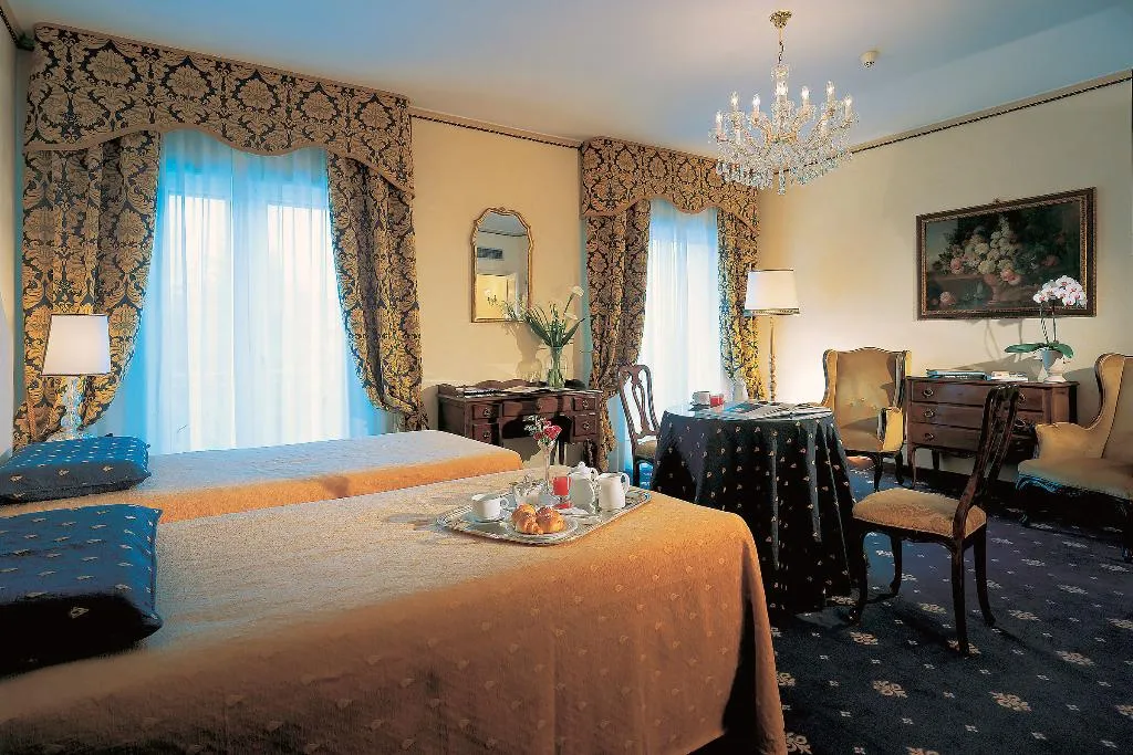 JUNIOR SUITE EXECUTIVE Room, President Terme, Venice