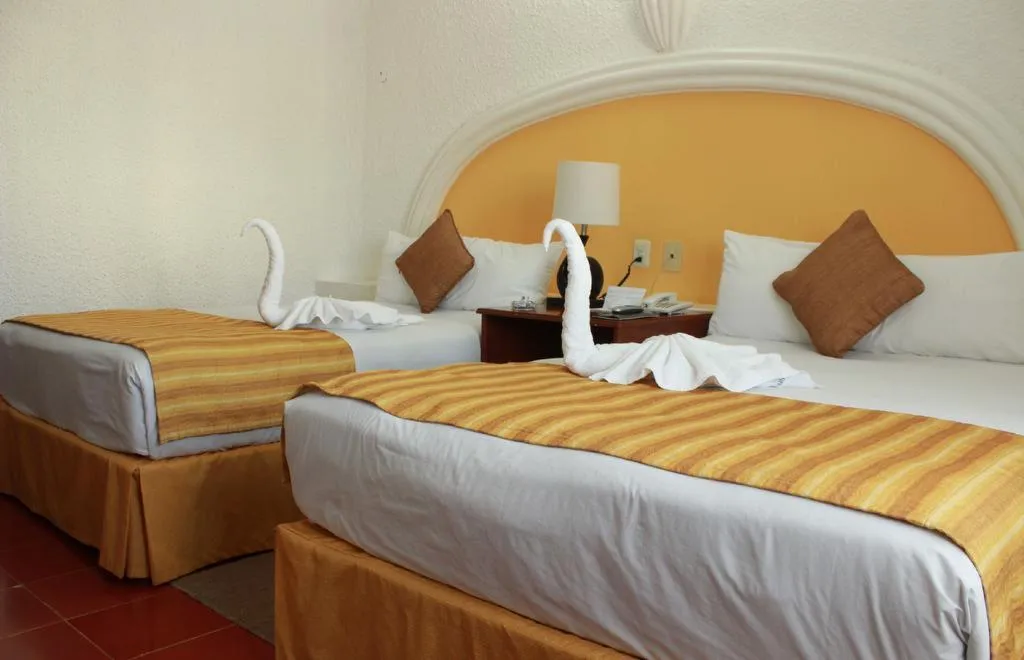 Room, Antillano, Cancun Area