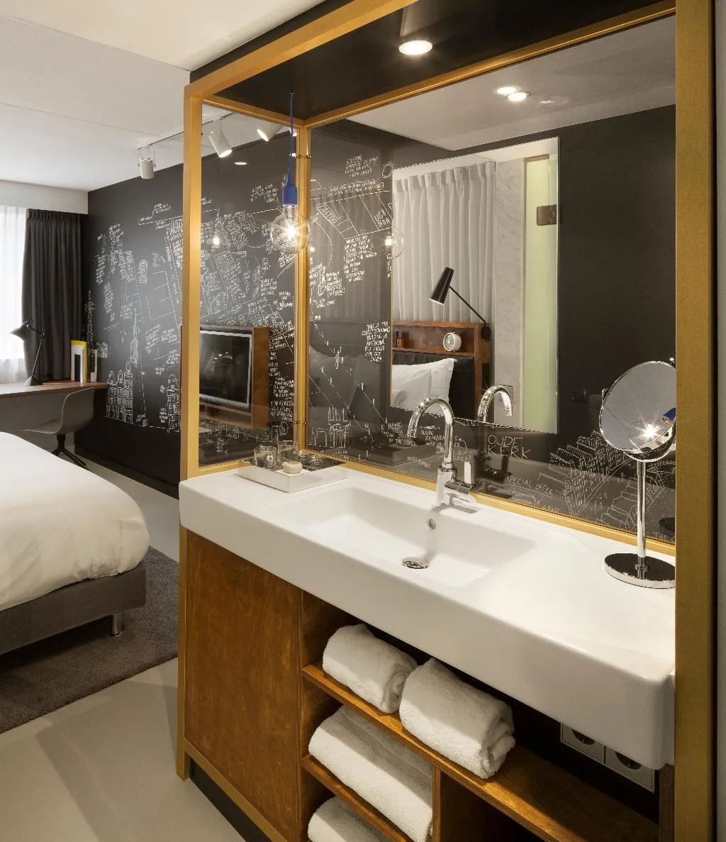 DOUBLE SINGLE USE SUPERIOR Room, Ink Hotel Amsterdam - MGallery Collection, Amsterdam