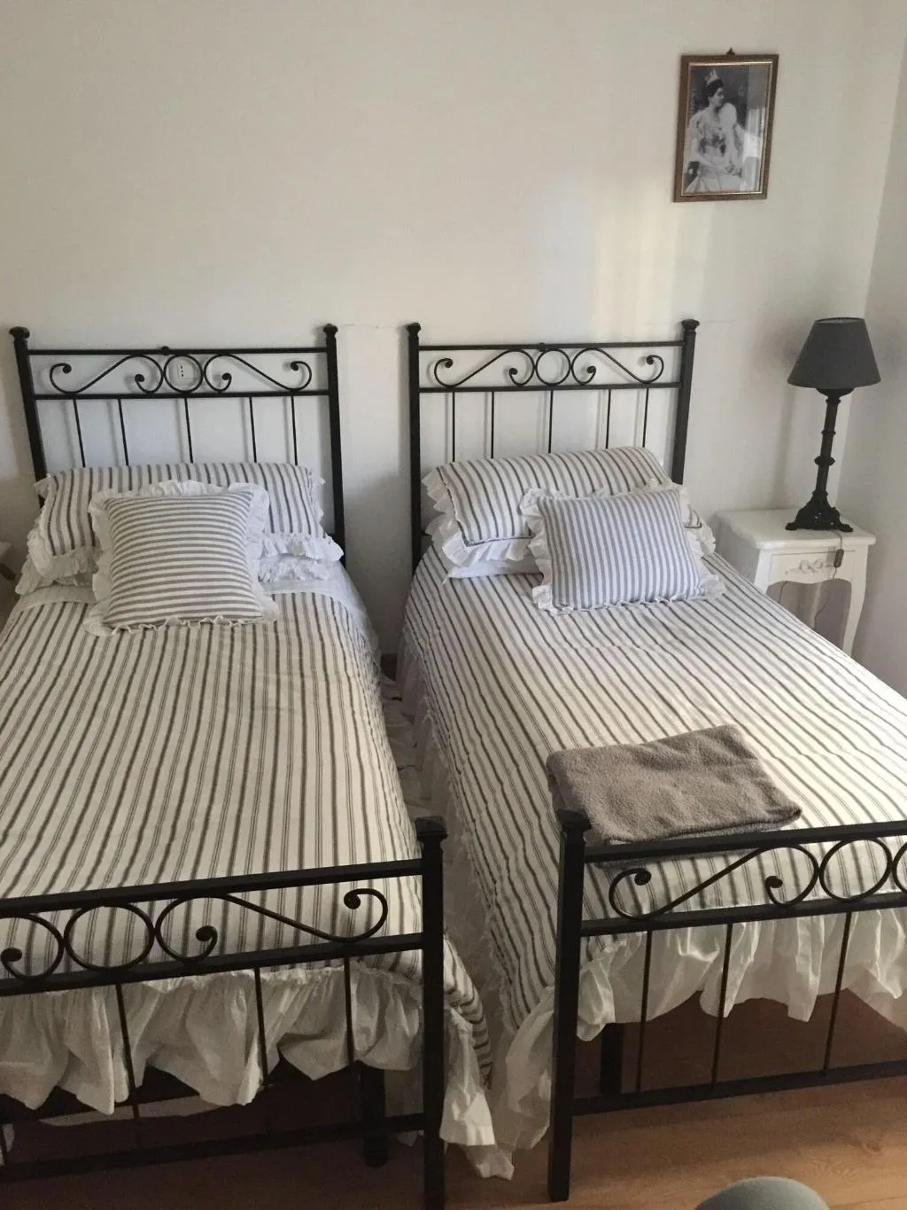 Room, La Piazzetta Delle Regine, Rome