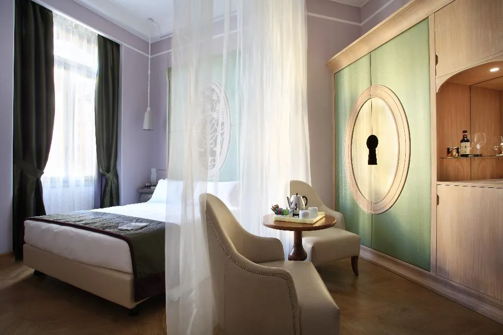 DOUBLE SUPERIOR Room, Chateau Monfort, Milan
