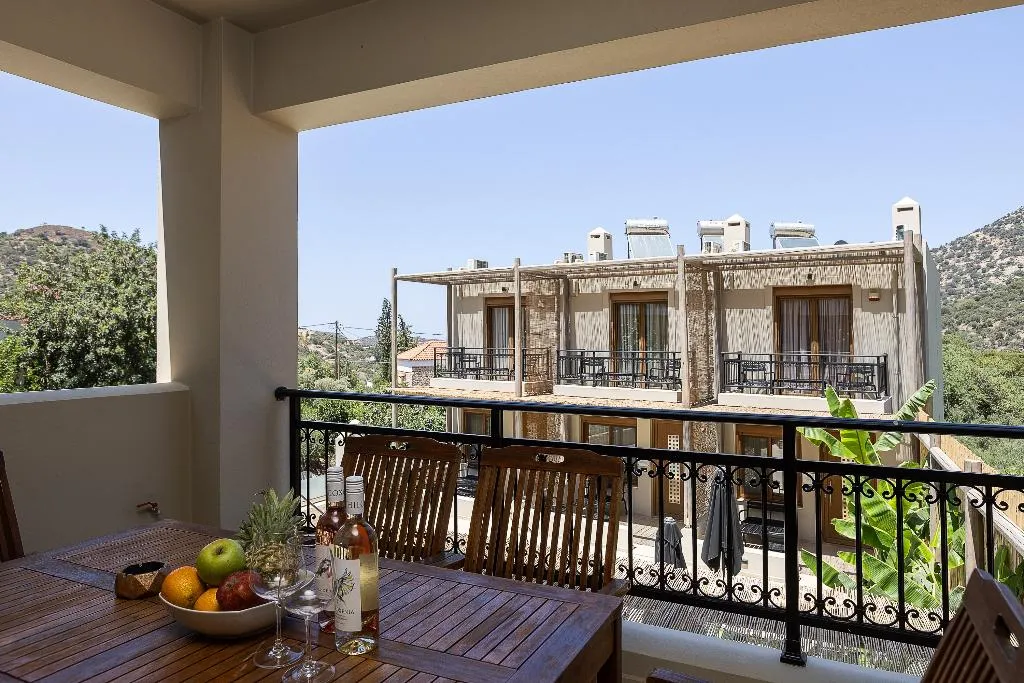 VILLA THREE BEDROOMS TWO BATHROOMS Room, Pantheon Villas & Suites, Crete