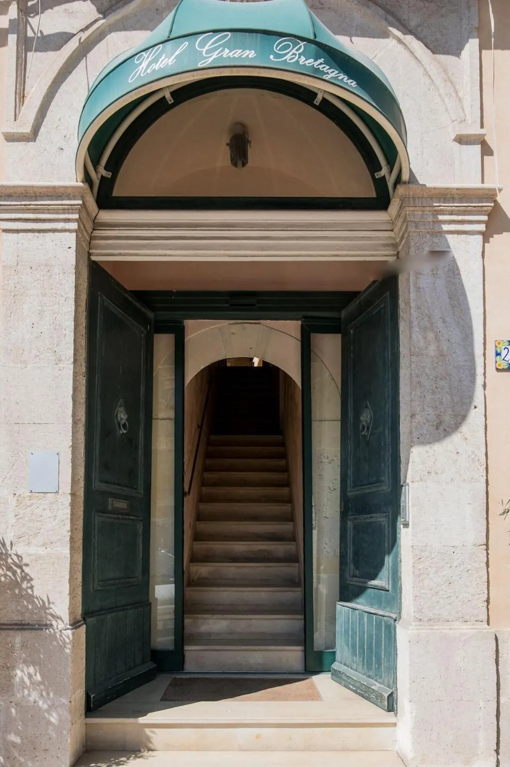 General view, Hotel Gran Bretagna, Catania